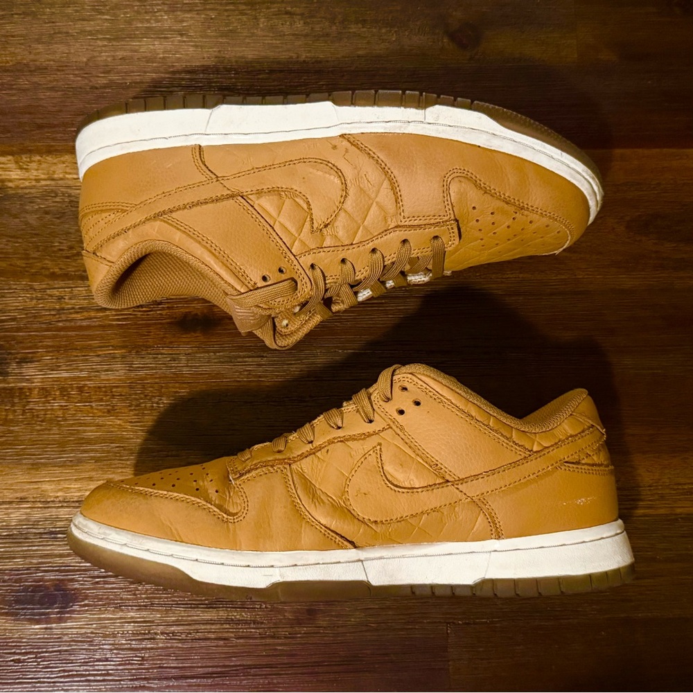 Nike Dunk Low Quilted Wheat - Womens Size 9.5 (8M) RARE Max Jordan Beige Tan